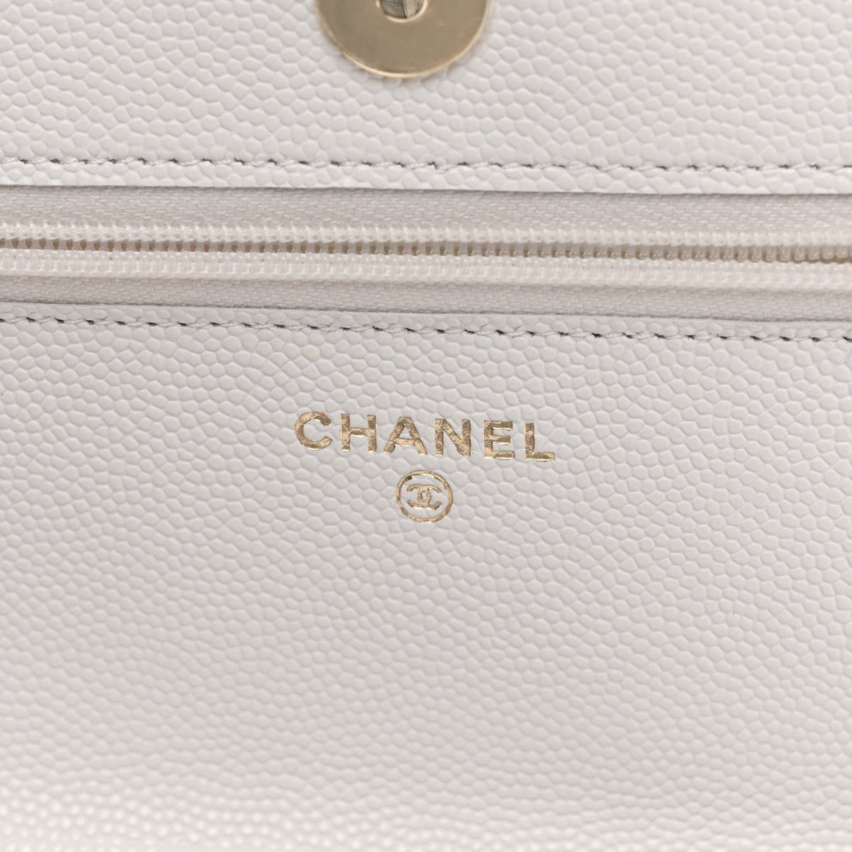 Caviar Quilted Enamel Coco Casino Wallet On Chain WOC White