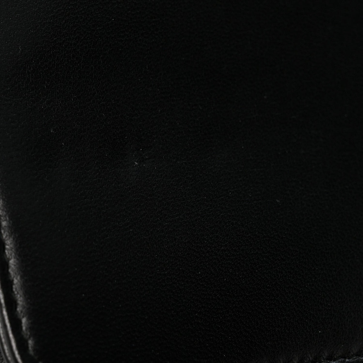 Lambskin Quilted Enamel CC Wallet on Chain WOC Black