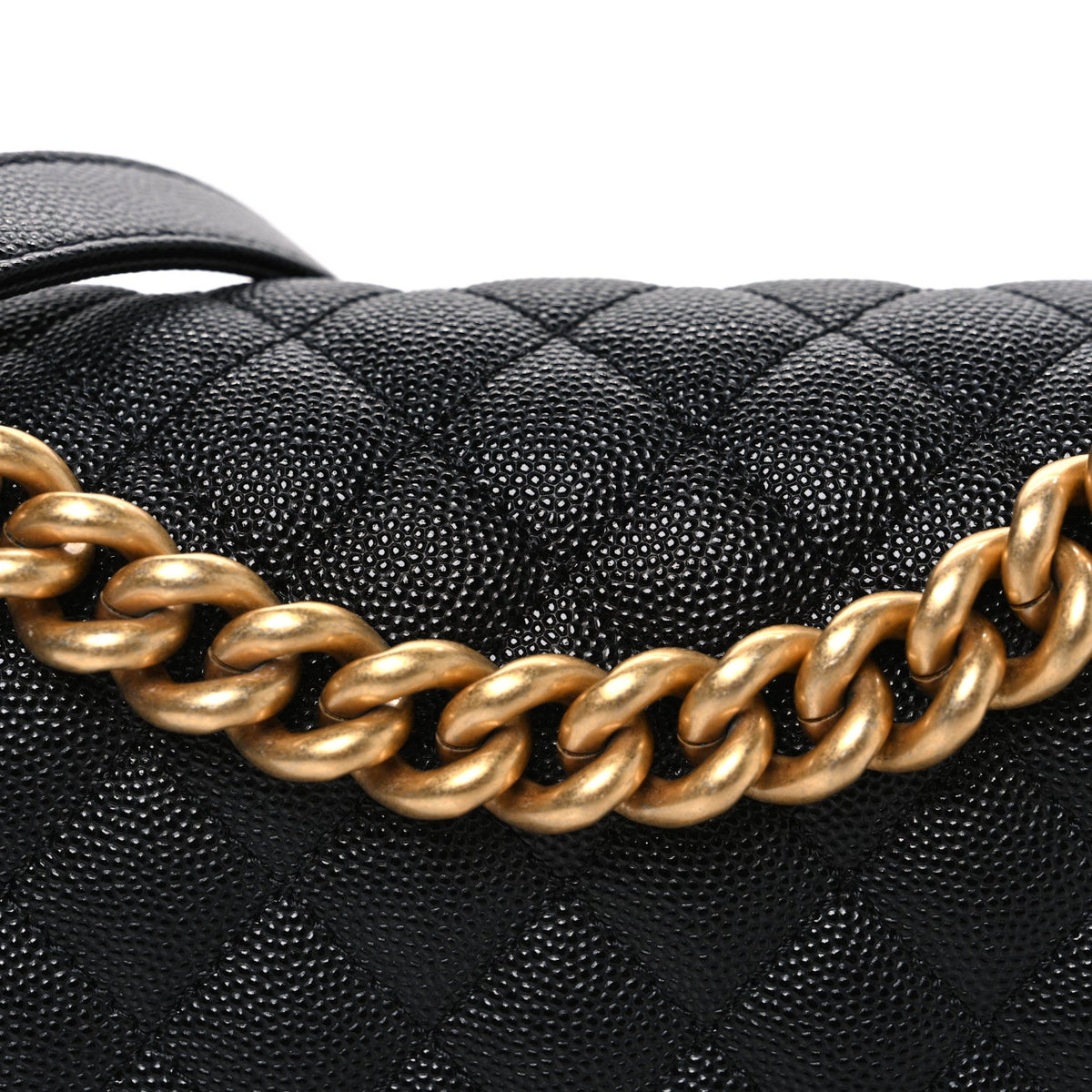Caviar Quilted Medium Boy Flap Black