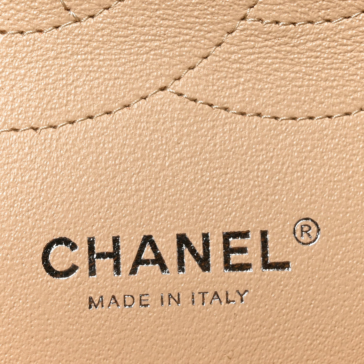 Caviar Quilted Jumbo Double Flap Beige Clair