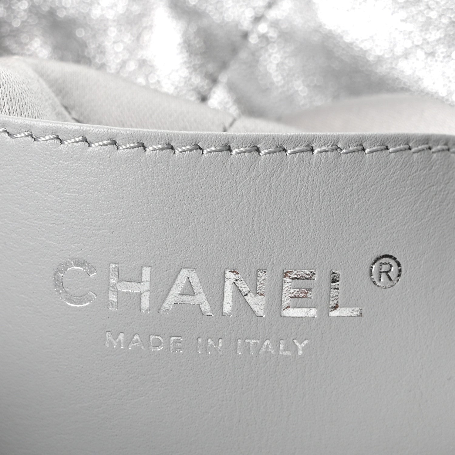 Metallic Lambskin Quilted Mini Chanel 22 Silvery