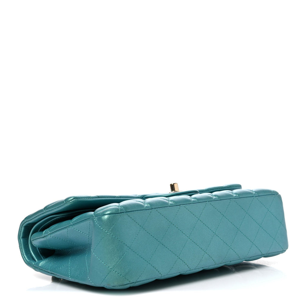 Iridescent Caviar Quilted Medium Double Flap Green