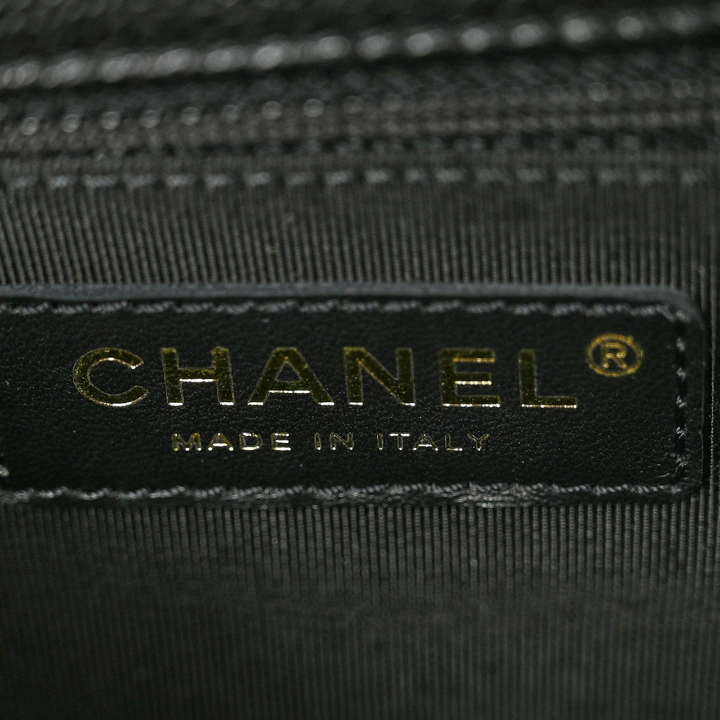 Caviar Quilted New Medium Boy Flap Black