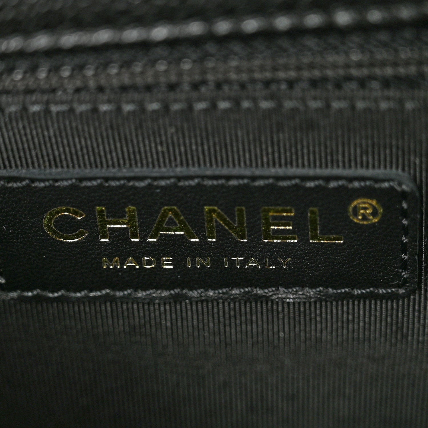 Caviar Quilted New Medium Boy Flap Black