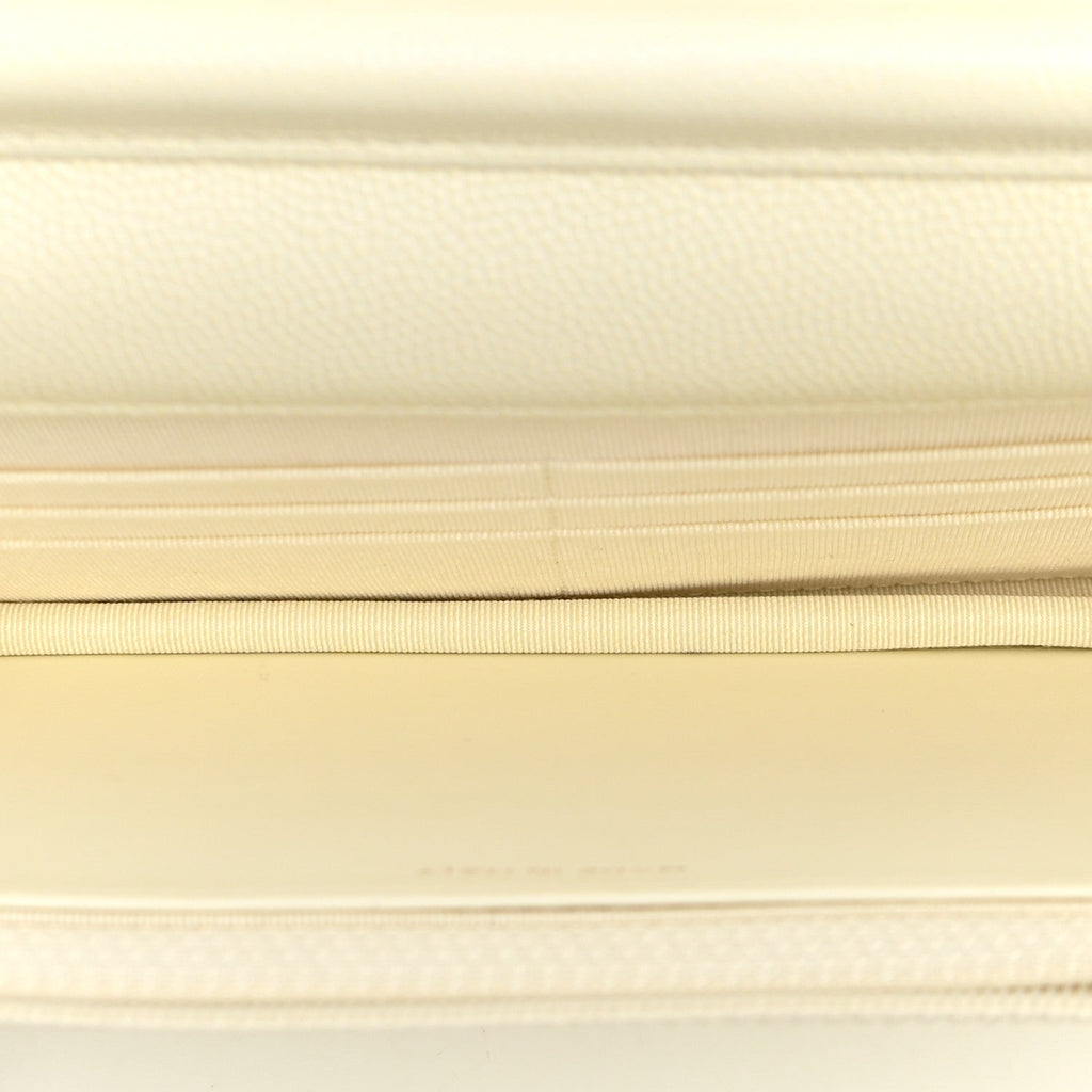 Caviar Quilted Wallet on Chain WOC White