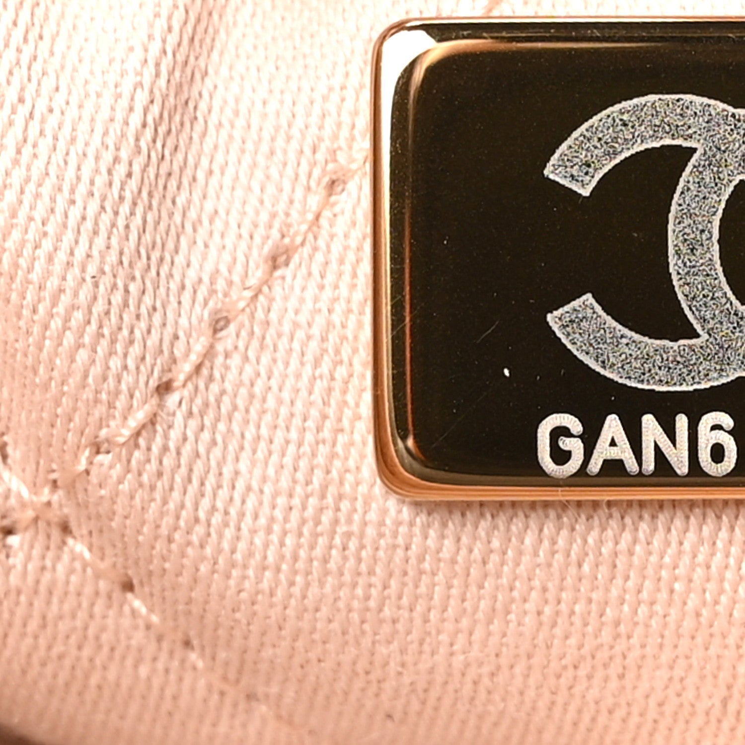 Shearling Quilted Mini Chanel 22 Light Pink