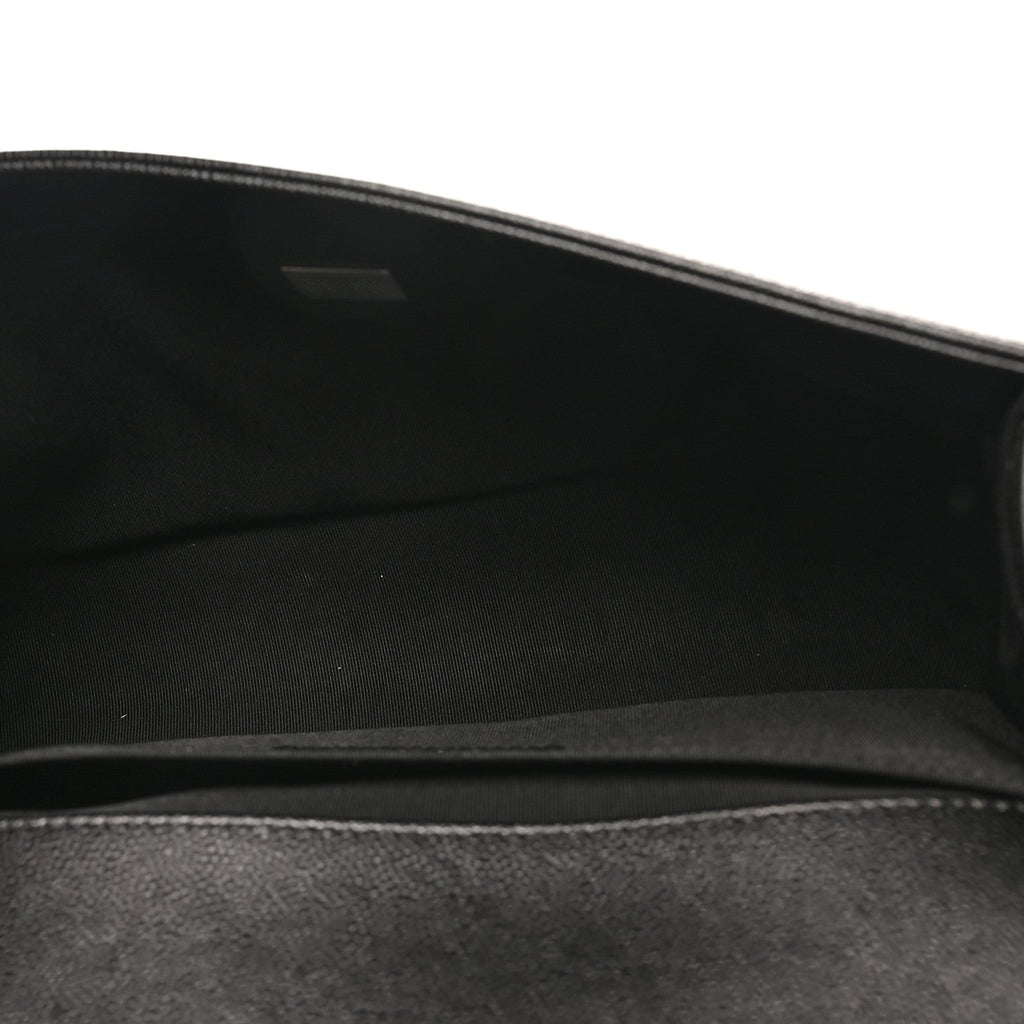 Caviar Quilted Medium Boy Flap Black