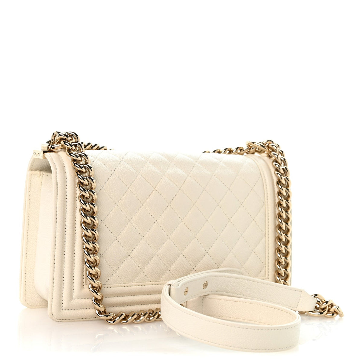 Caviar Quilted Medium Boy Flap White