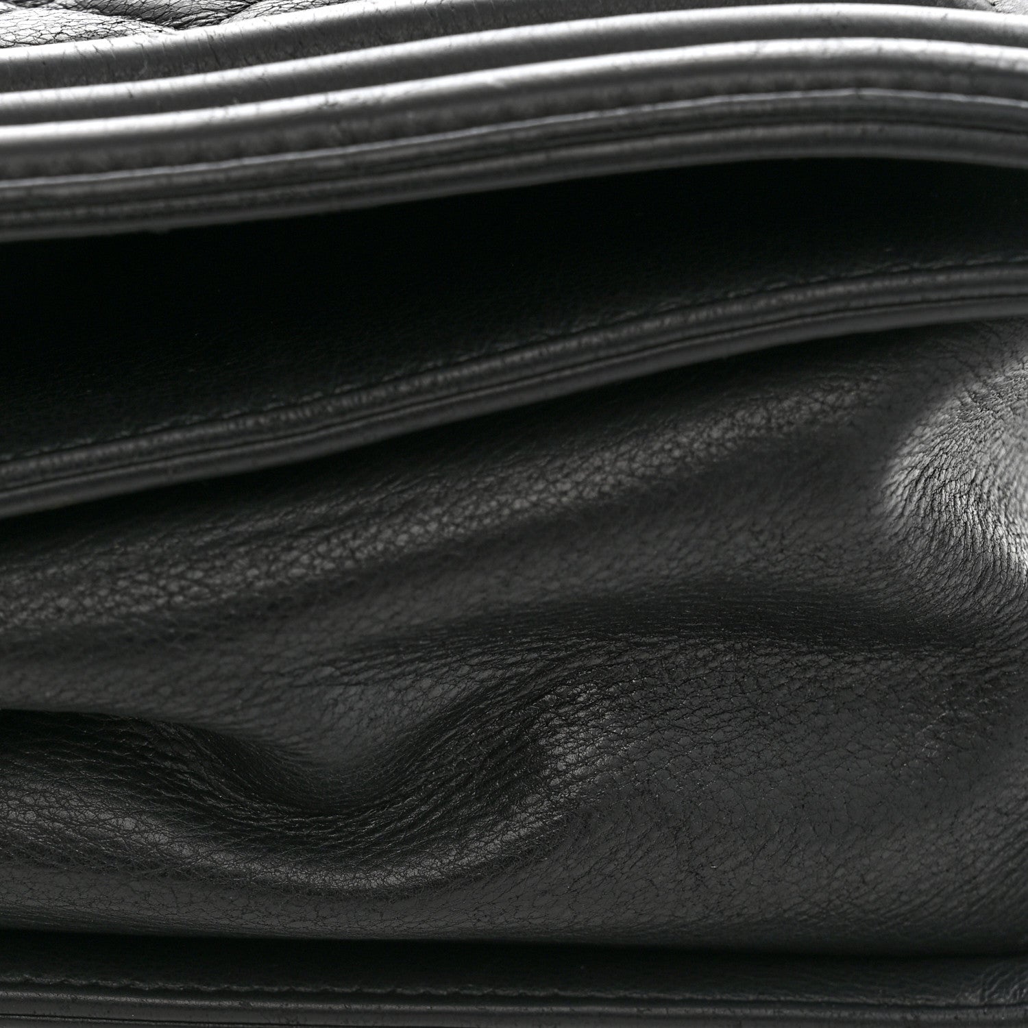 Calfskin Quilted Large Boy Flap Black