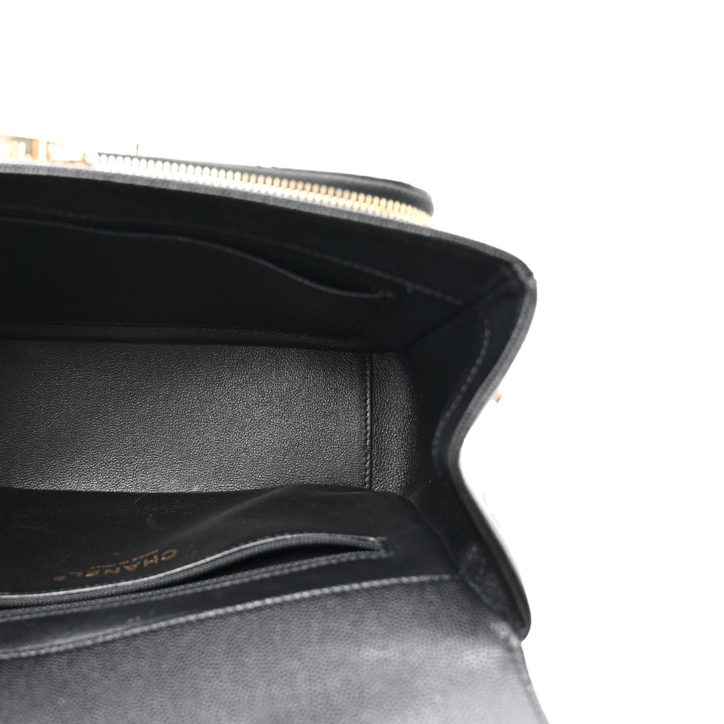 Caviar Quilted Medium Business Affinity Flap Black