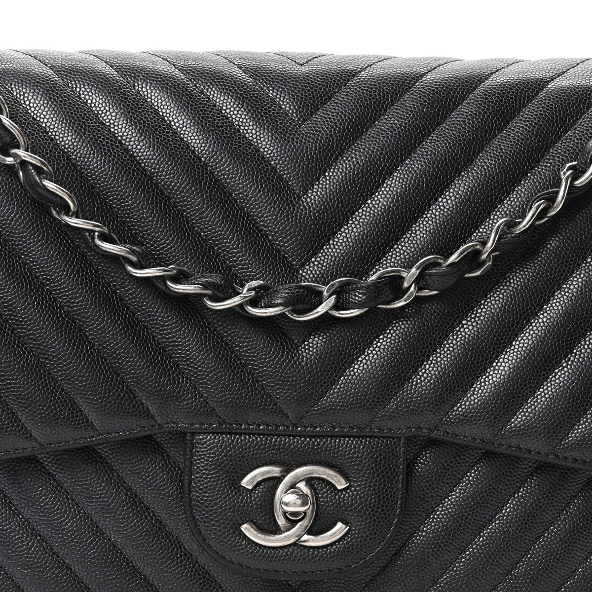 Iridescent Caviar Chevron Quilted Jumbo Double Flap Black