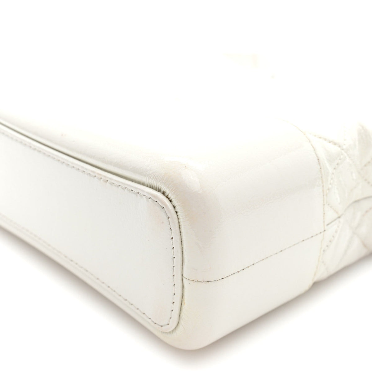 Patent Goatskin Quilted Medium Gabrielle Hobo White