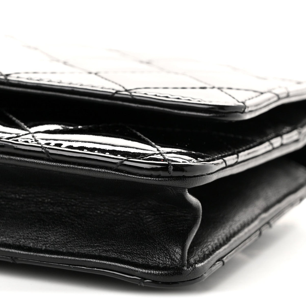 Patent Quilted Wallet On Chain WOC Black