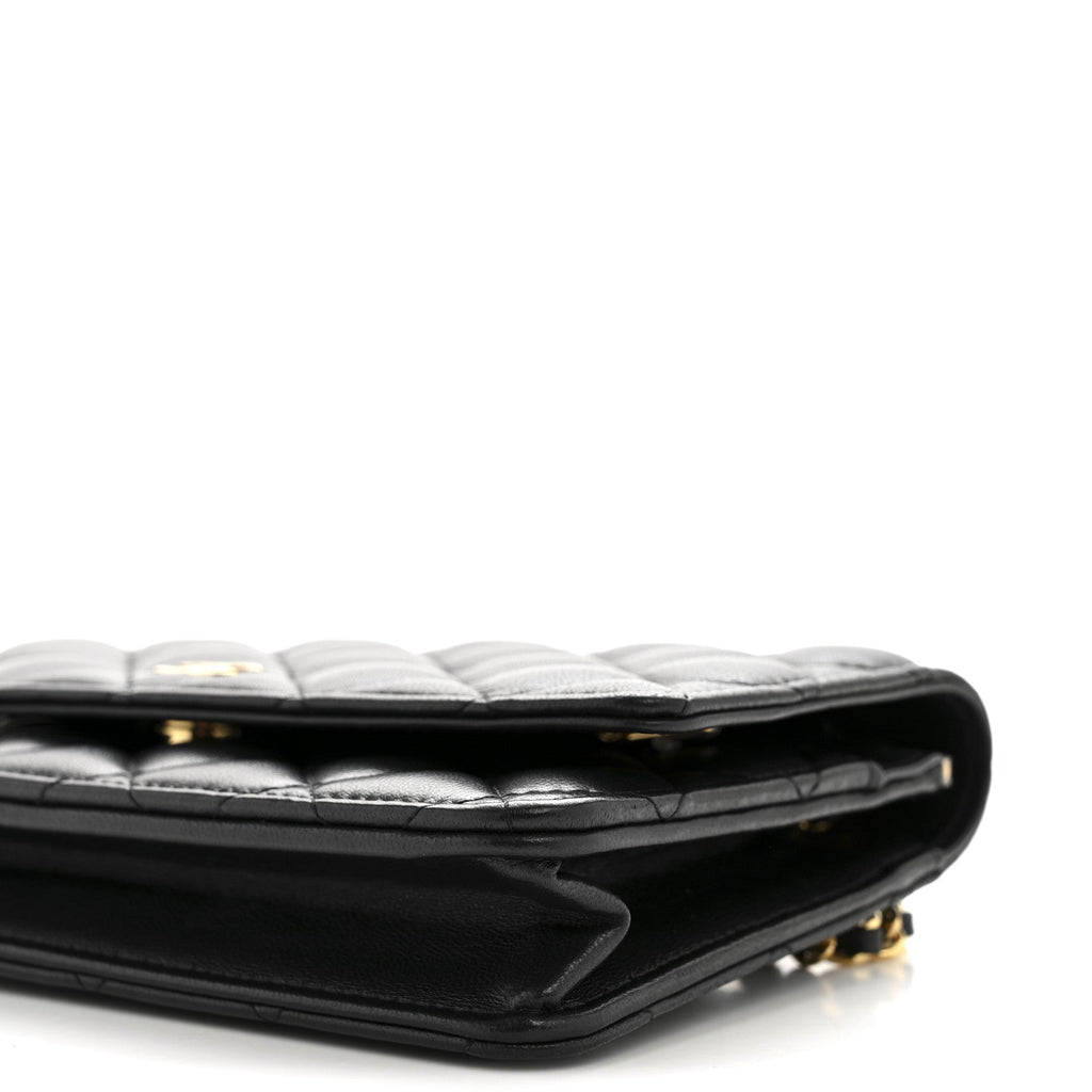 Lambskin Quilted Wallet On Chain WOC Black