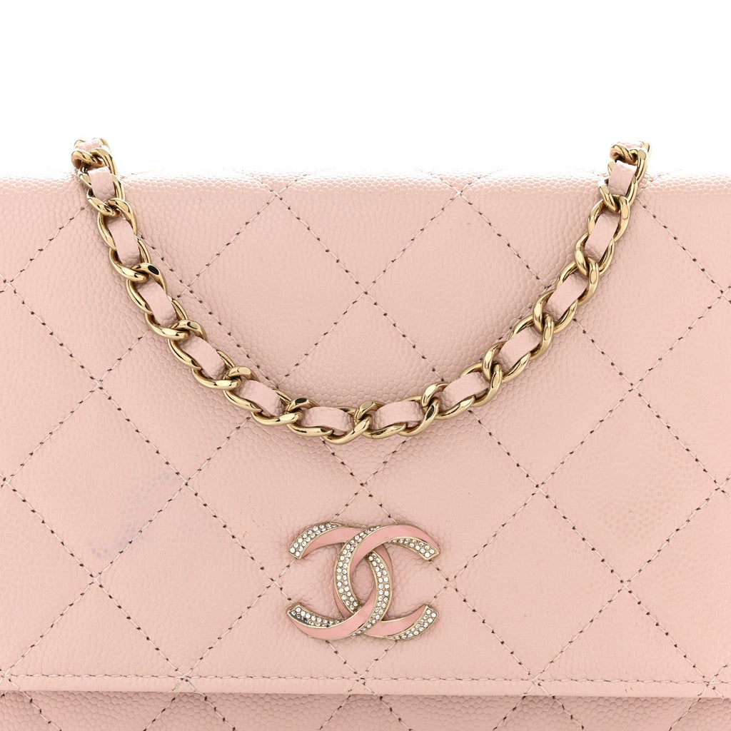 Caviar Quilted Crystal Enamel CC Wallet On Chain WOC Light Pink