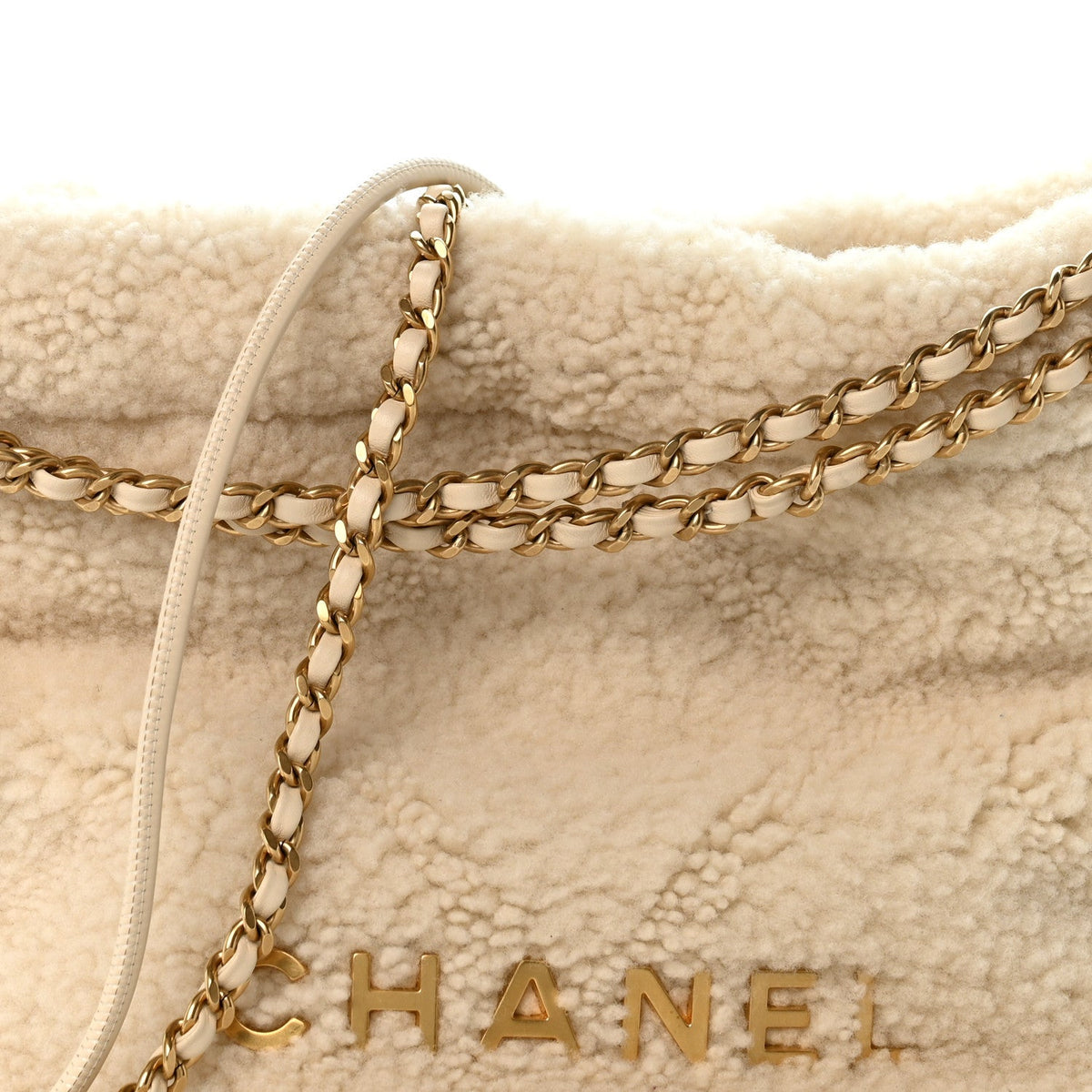 Shearling Quilted Mini Chanel 22 Ecru