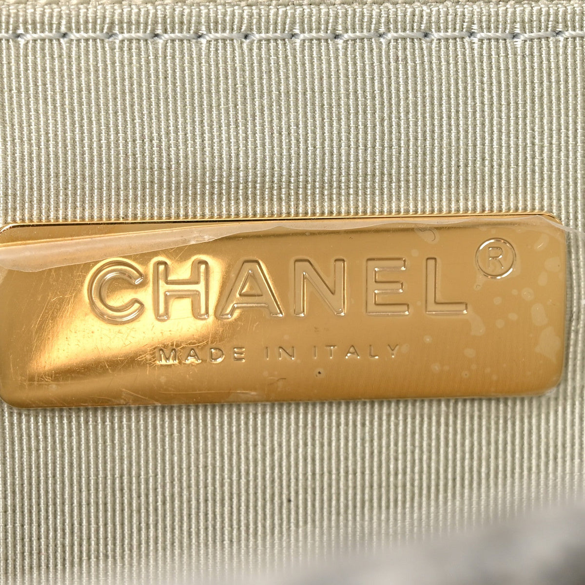 Tweed Quilted Medium Chanel 19 Flap Grey Ecru