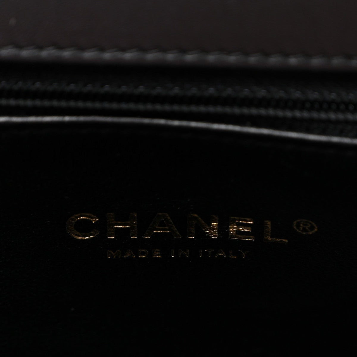 Caviar Quilted Small CC Filigree Flap Black