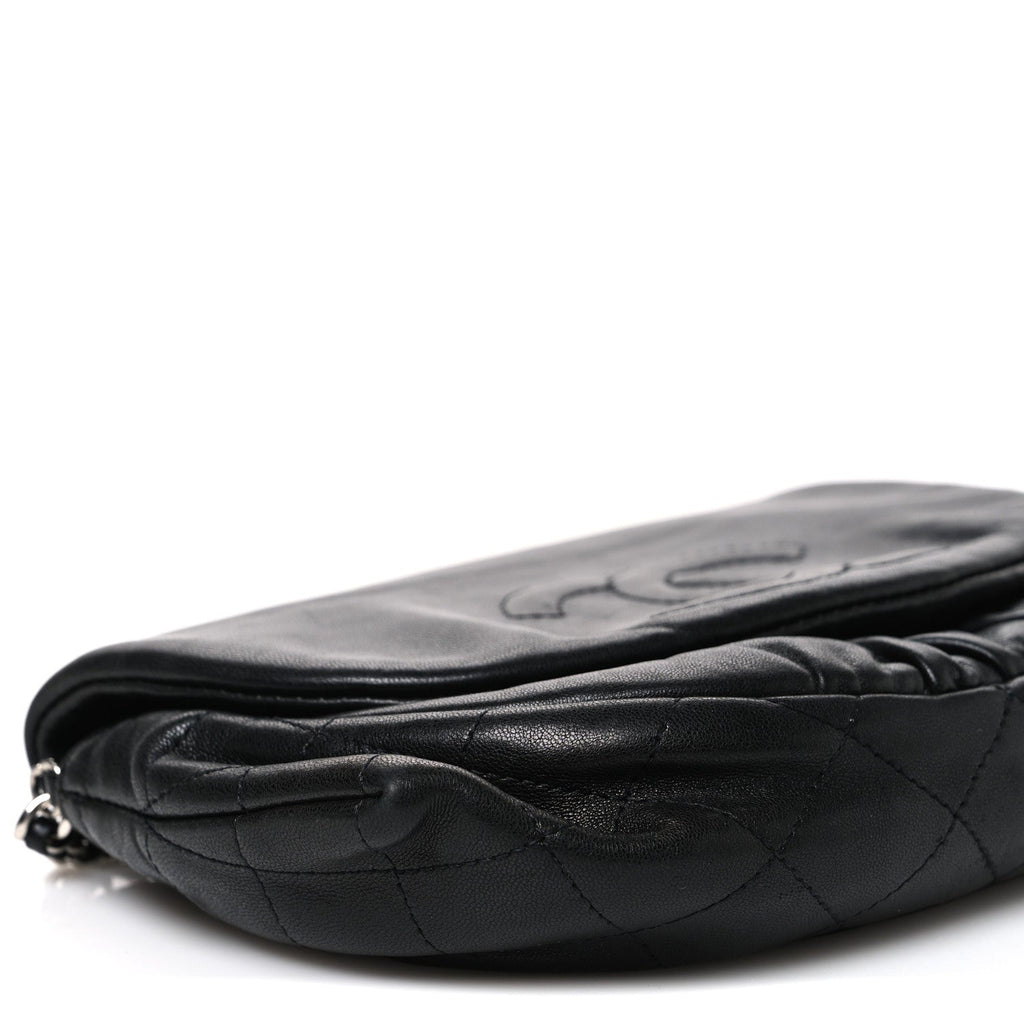 Lambskin Half Moon Wallet On Chain WOC Black