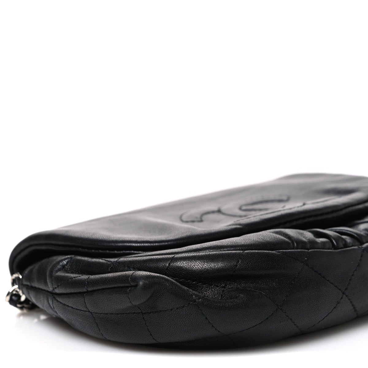 Lambskin Half Moon Wallet On Chain WOC Black