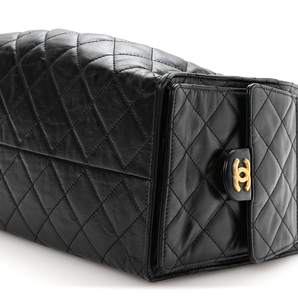 Shiny Crumpled Calfskin Quilted Medium Chanel 25 Handbag Black