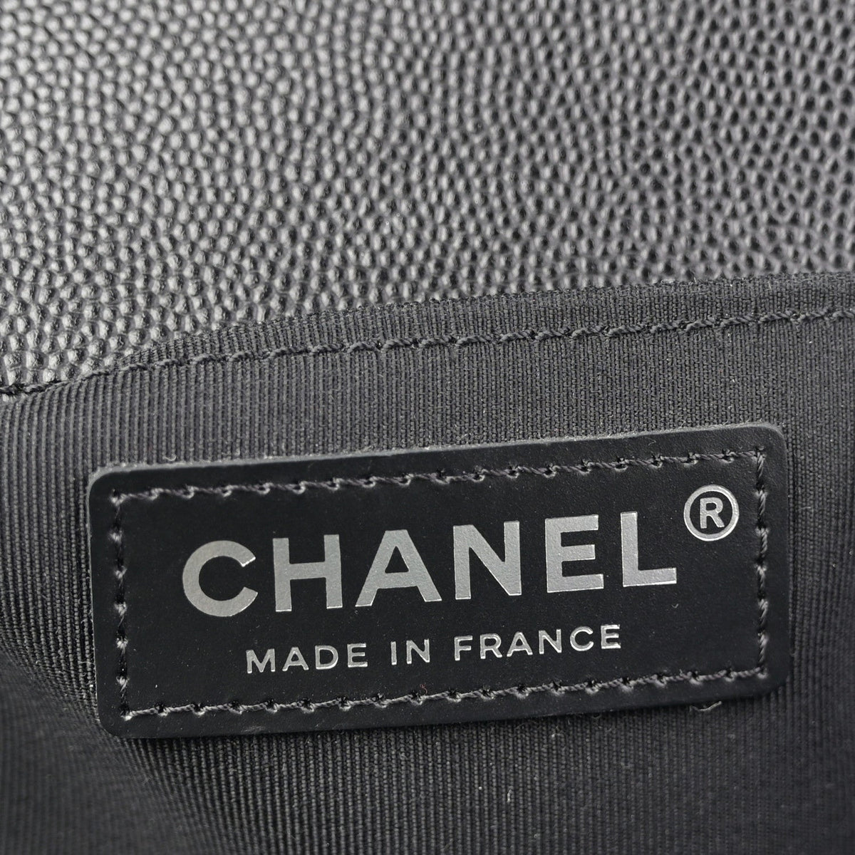 Caviar Quilted Medium Boy Flap Black