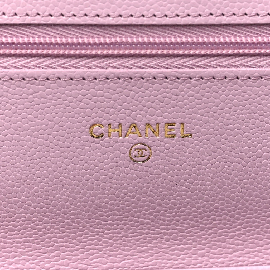 Caviar Quilted Wallet on Chain WOC Light Pink