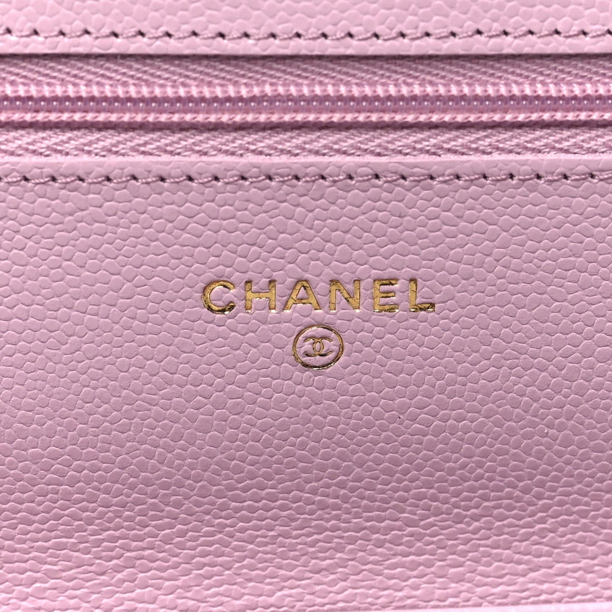 Caviar Quilted Wallet on Chain WOC Light Pink