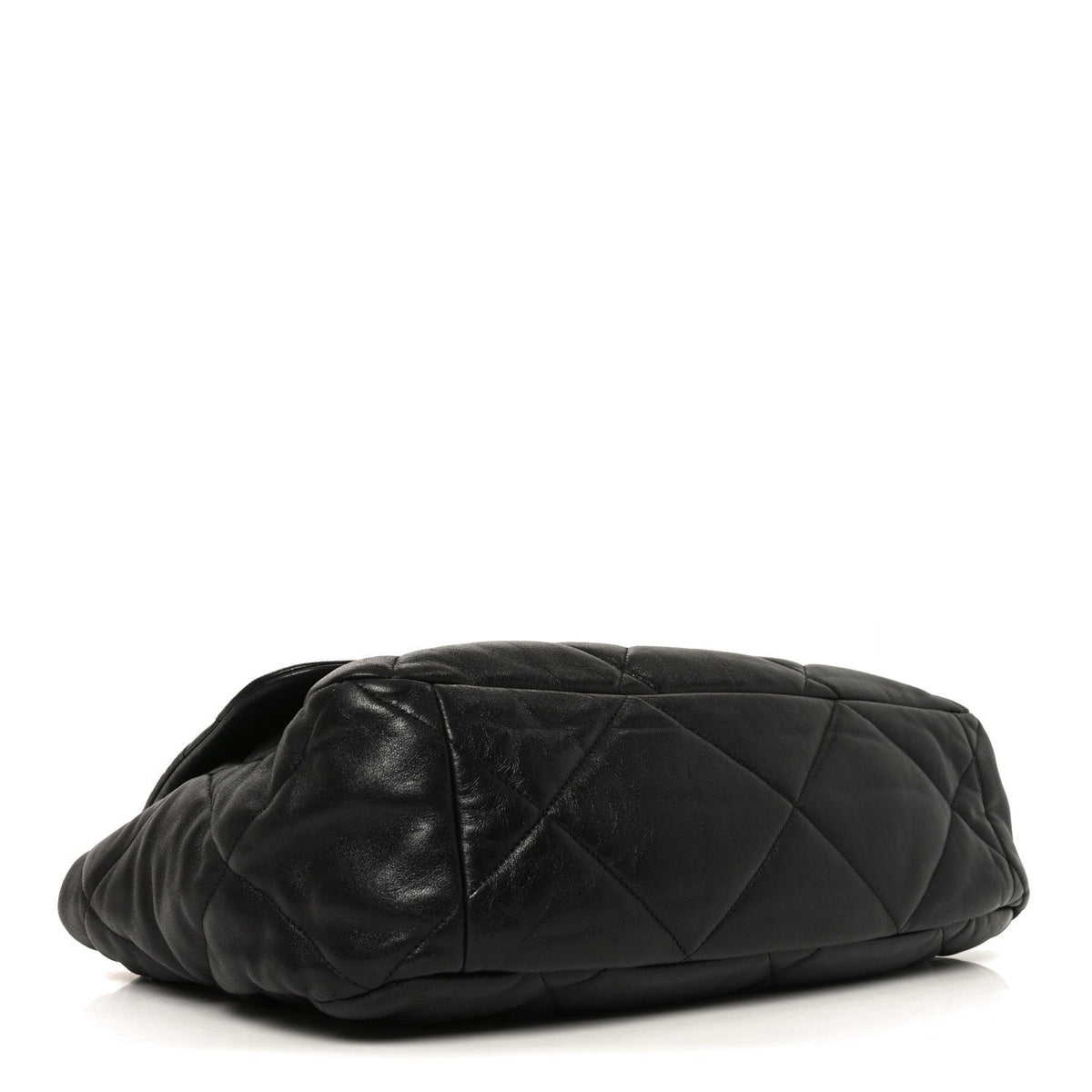 Lambskin Quilted Maxi Chanel 19 Flap Black