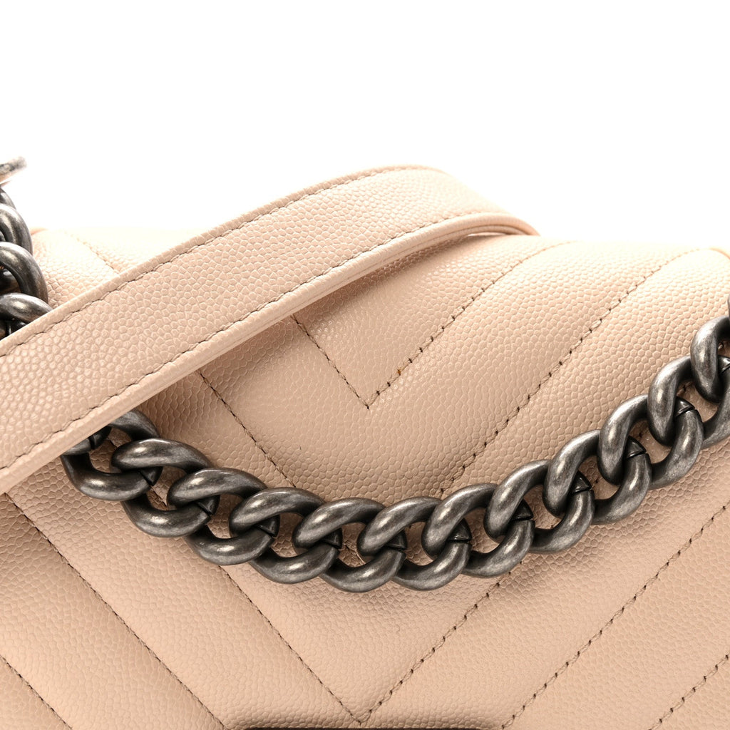 Caviar Chevron Quilted Small Boy Flap Light Beige