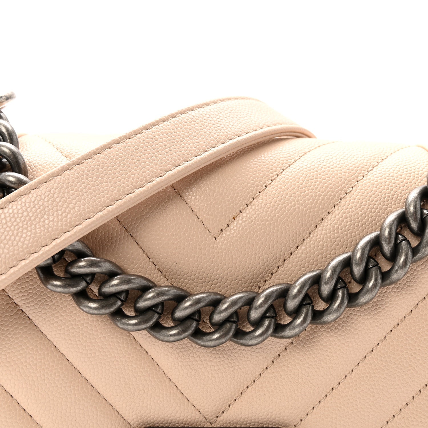 Caviar Chevron Quilted Small Boy Flap Light Beige
