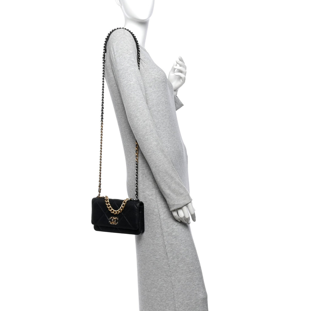 Goatskin Quilted Chanel 19 Wallet On Chain WOC Black