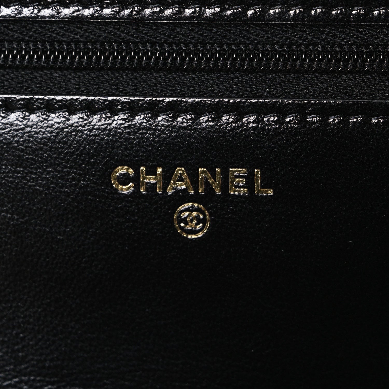 Shiny Lambskin Quilted CC Bow Wallet on Chain WOC Black