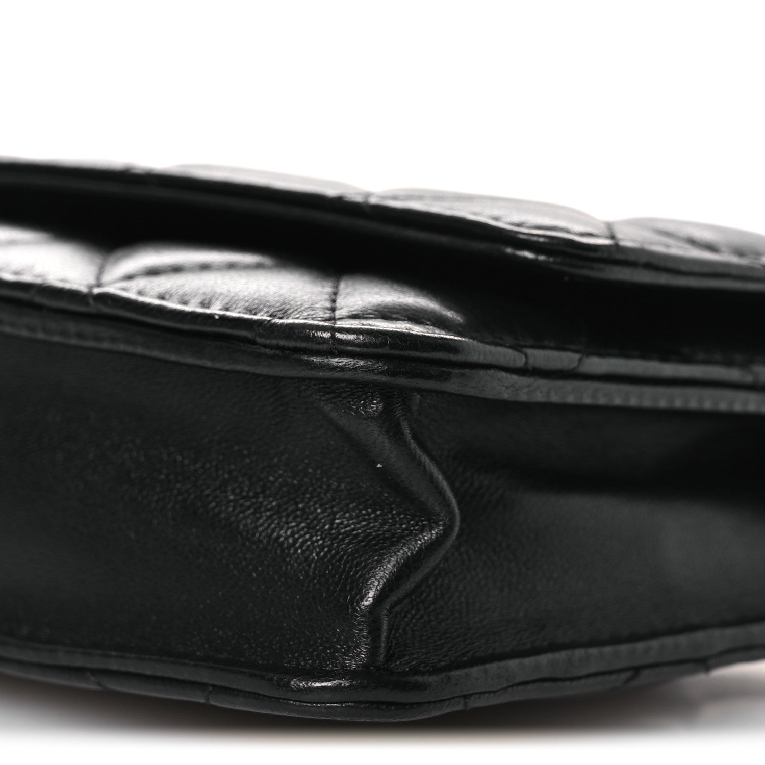 Lambskin Quilted Wallet On Chain WOC Black