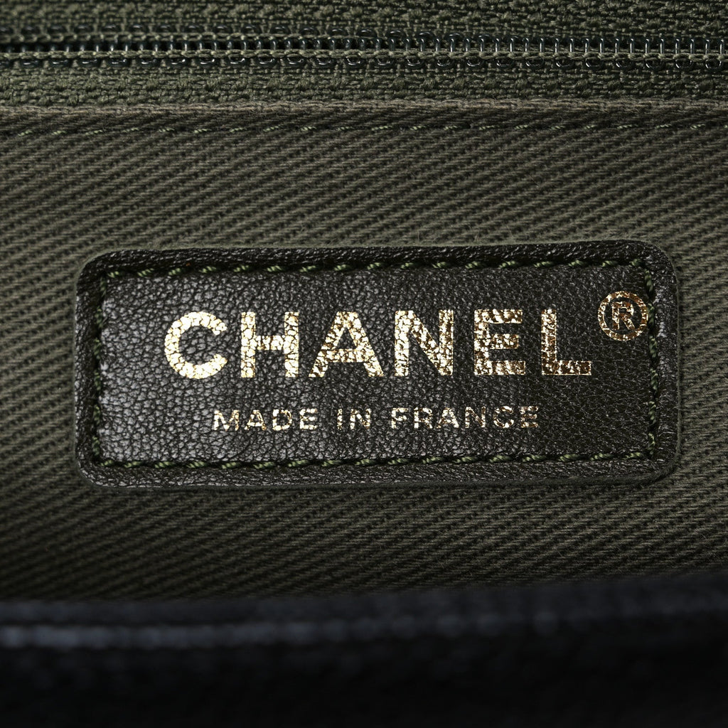 Caviar Quilted New Medium Boy Flap Black
