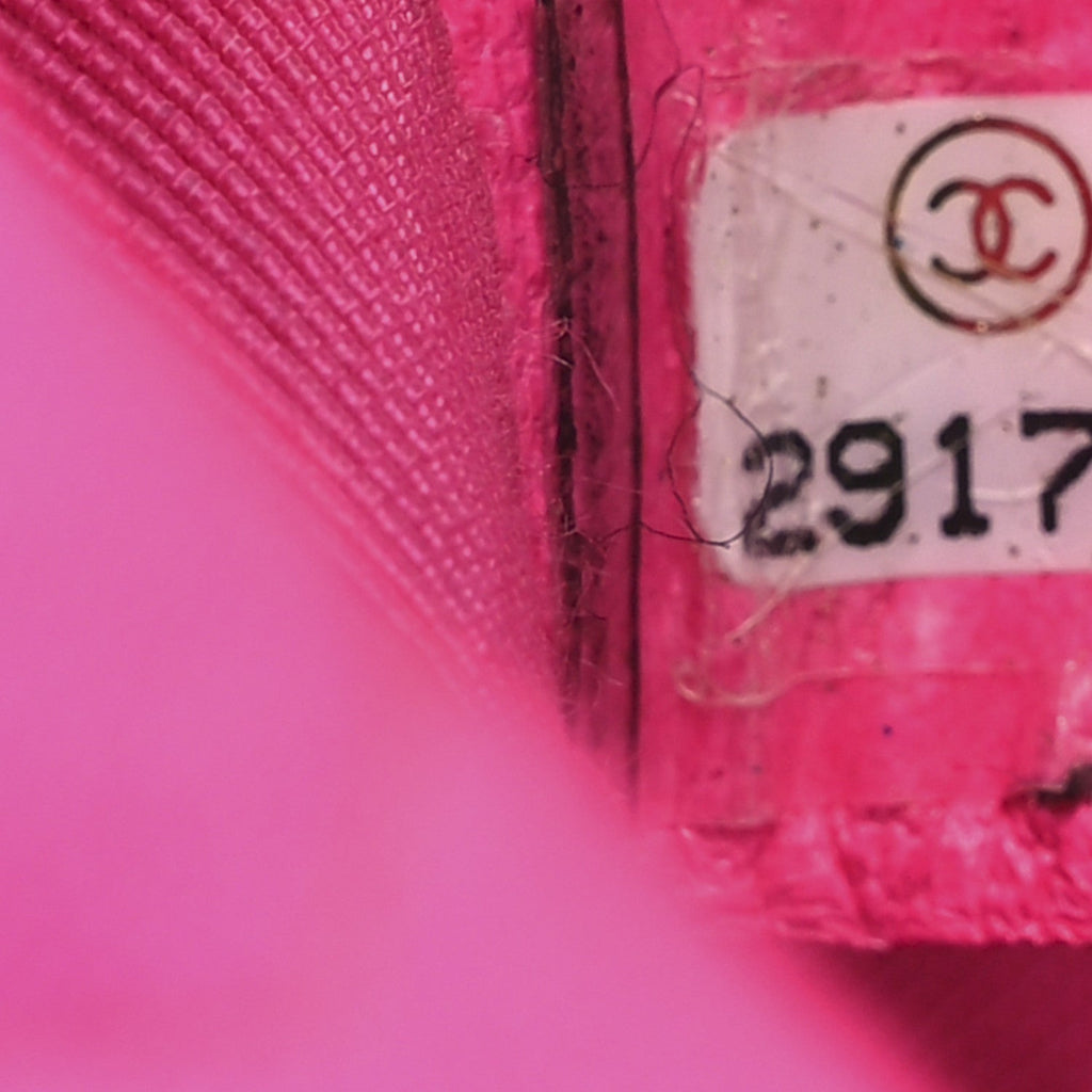 Jersey Quilted Chanel 19 Waist Bag Pink