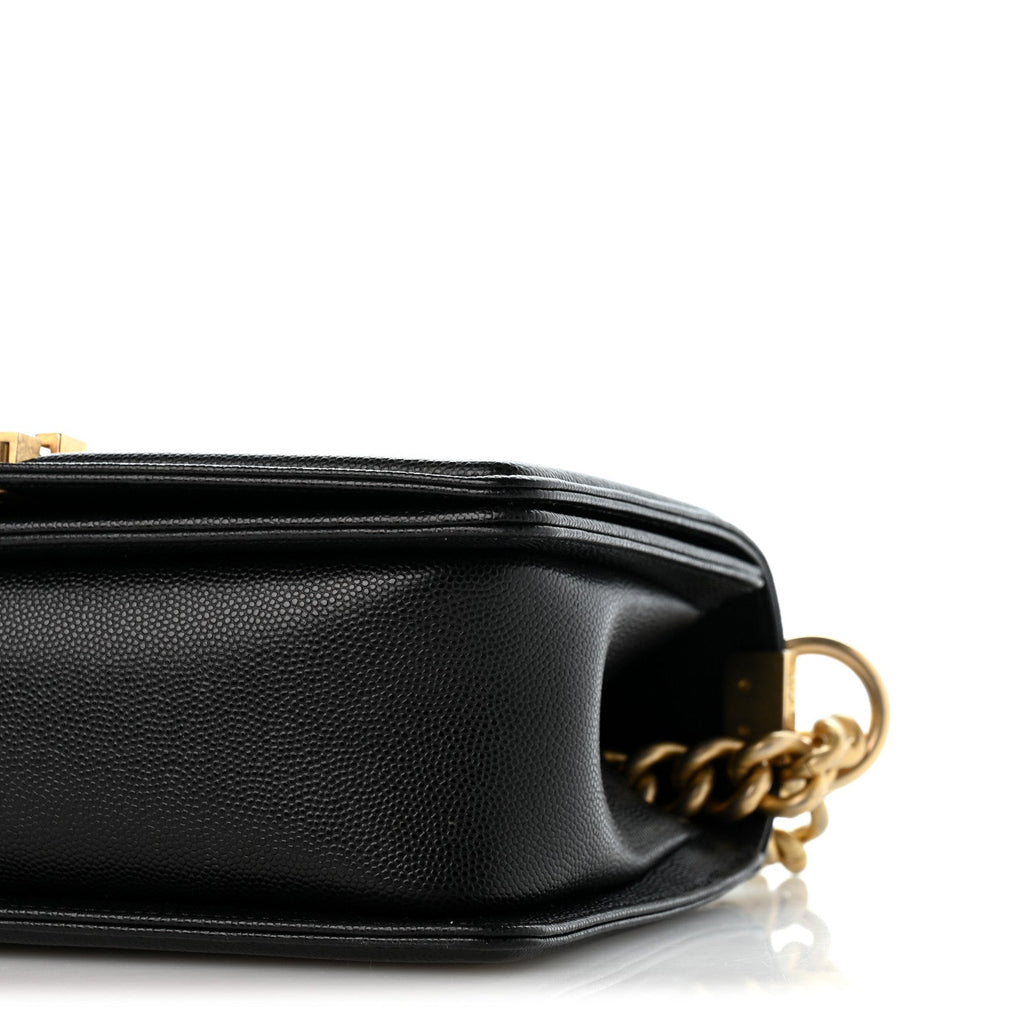Caviar Quilted Medium Boy Flap Black