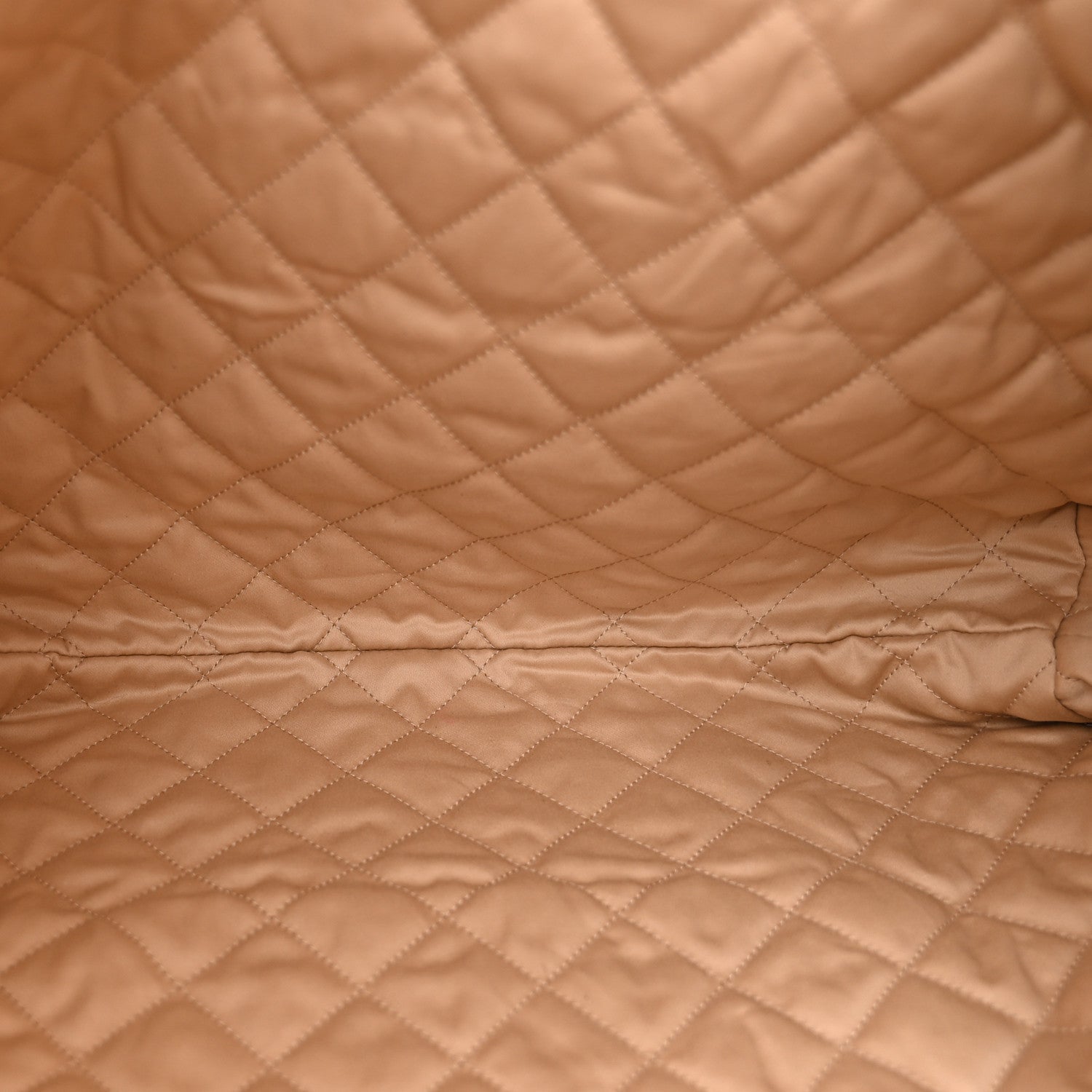 Calfskin Quilted Chanel 22 White