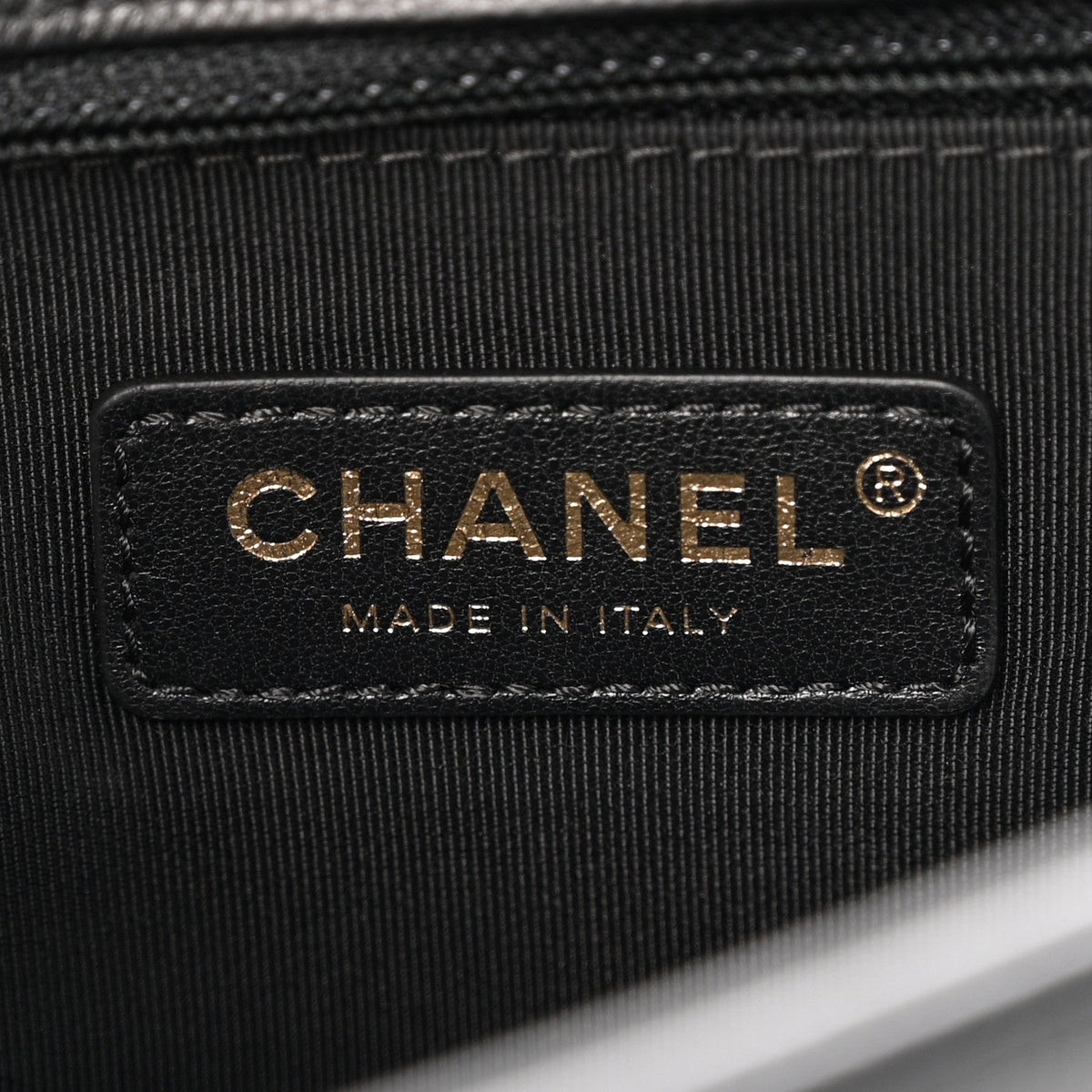 Caviar Quilted New Medium Boy Flap Black