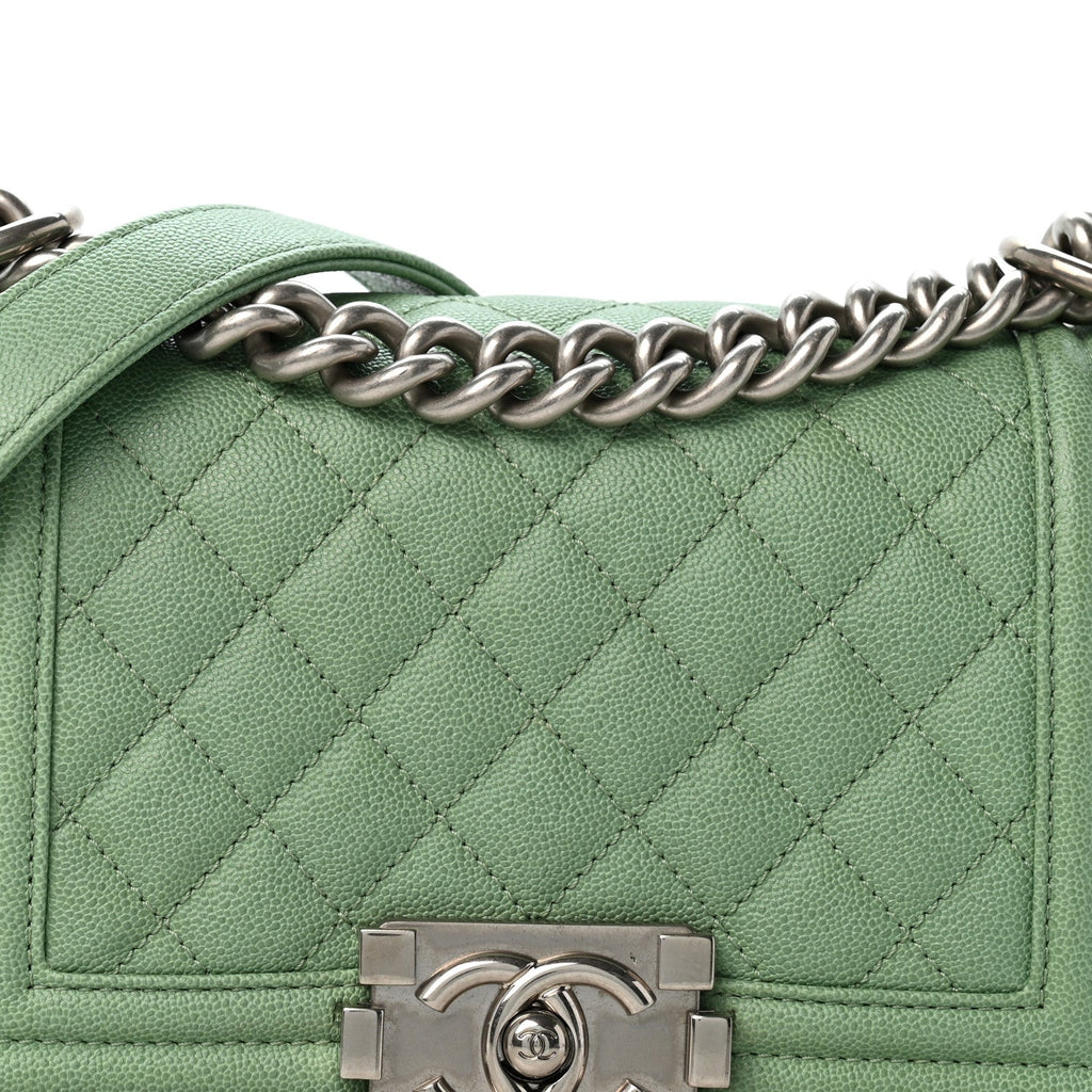 Caviar Quilted Small Boy Flap Green
