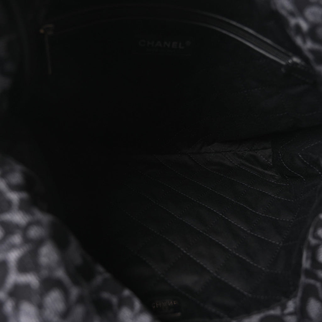 Denim Quilted Floral Print Small Chanel 22 Black
