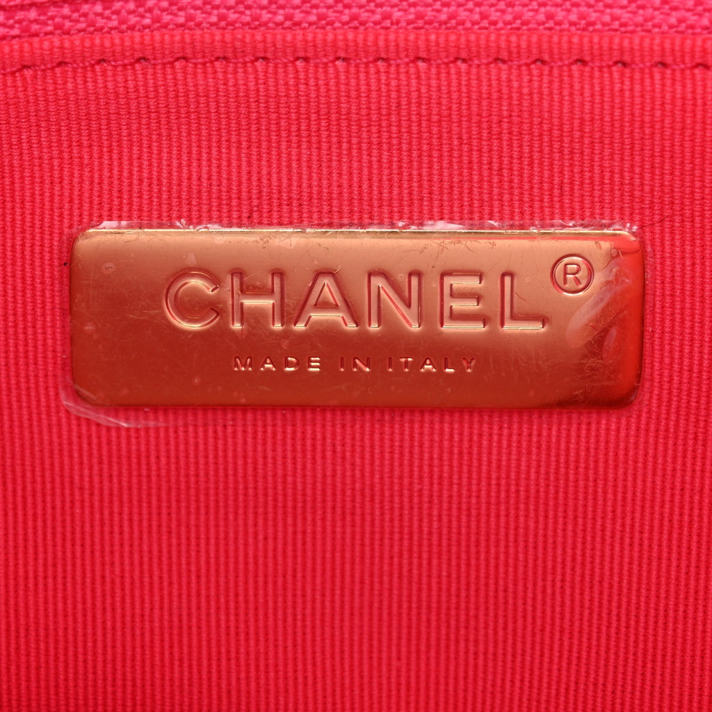 Lambskin Quilted Chanel 19 Hobo Fuchsia