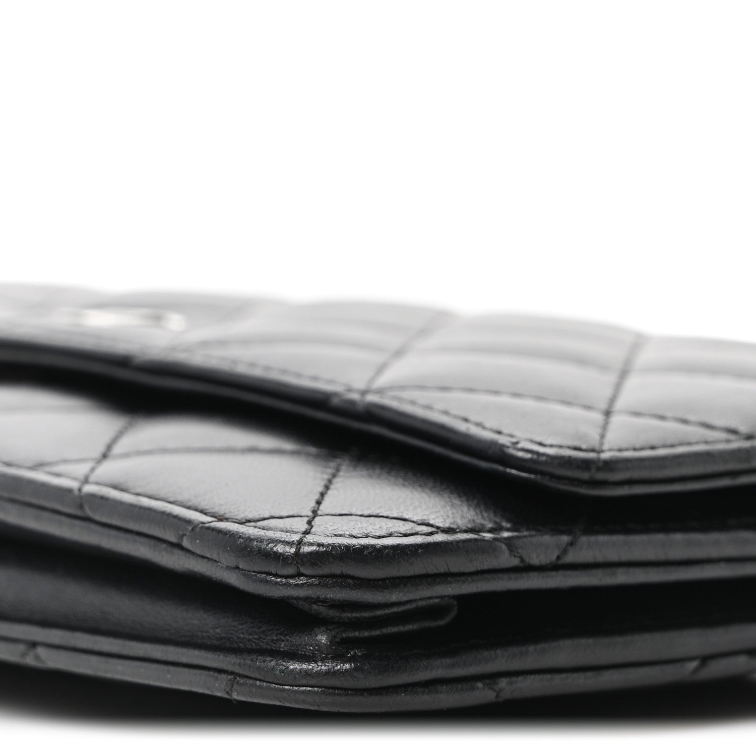 Lambskin Quilted Wallet On Chain WOC Black