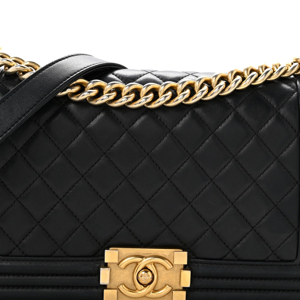 Lambskin Quilted Medium Boy Flap Black