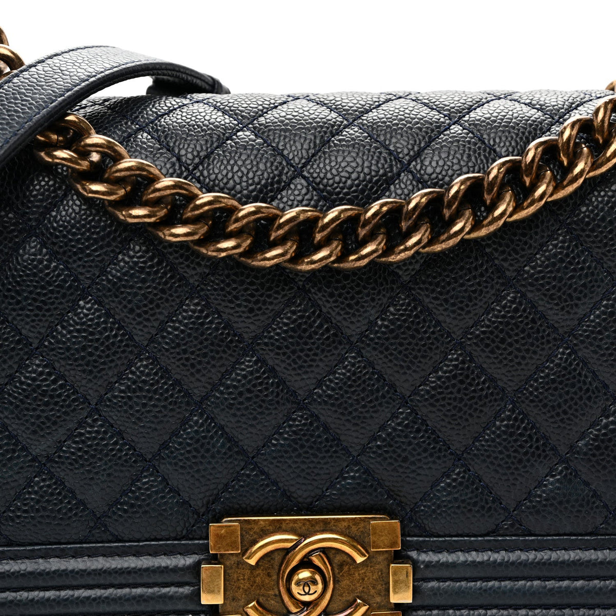 Caviar Quilted Medium Boy Flap Navy