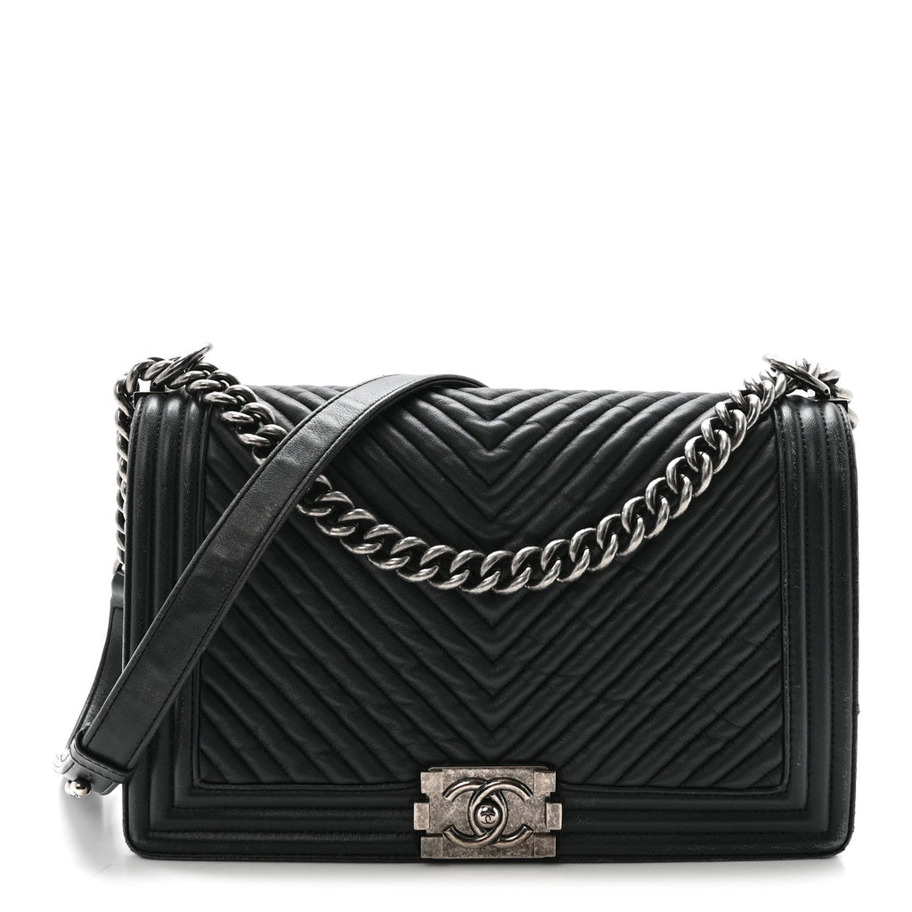Wrinkled Lambskin Chevron Quilted New Medium Boy Flap Navy Blue