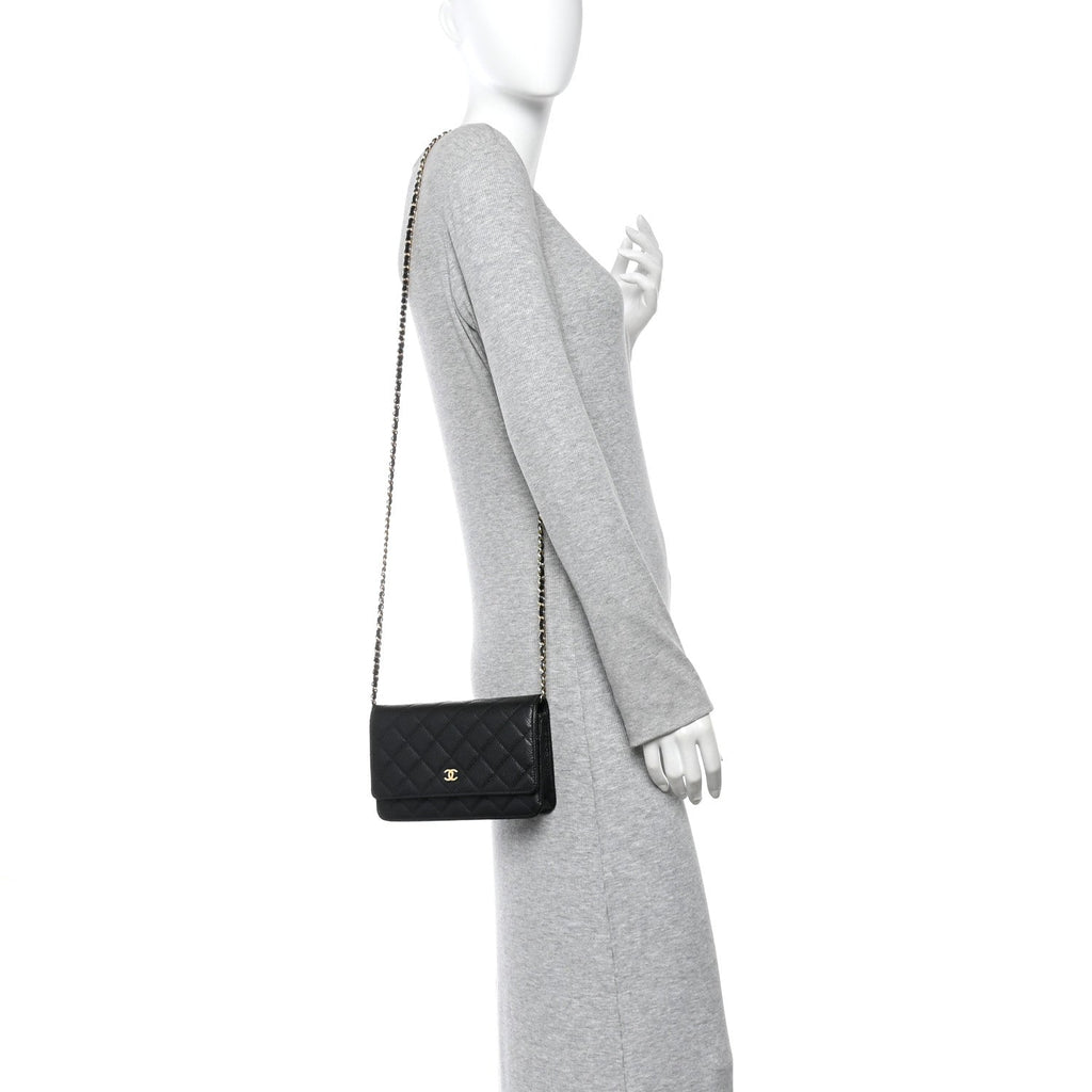 Caviar Quilted Wallet on Chain WOC Black
