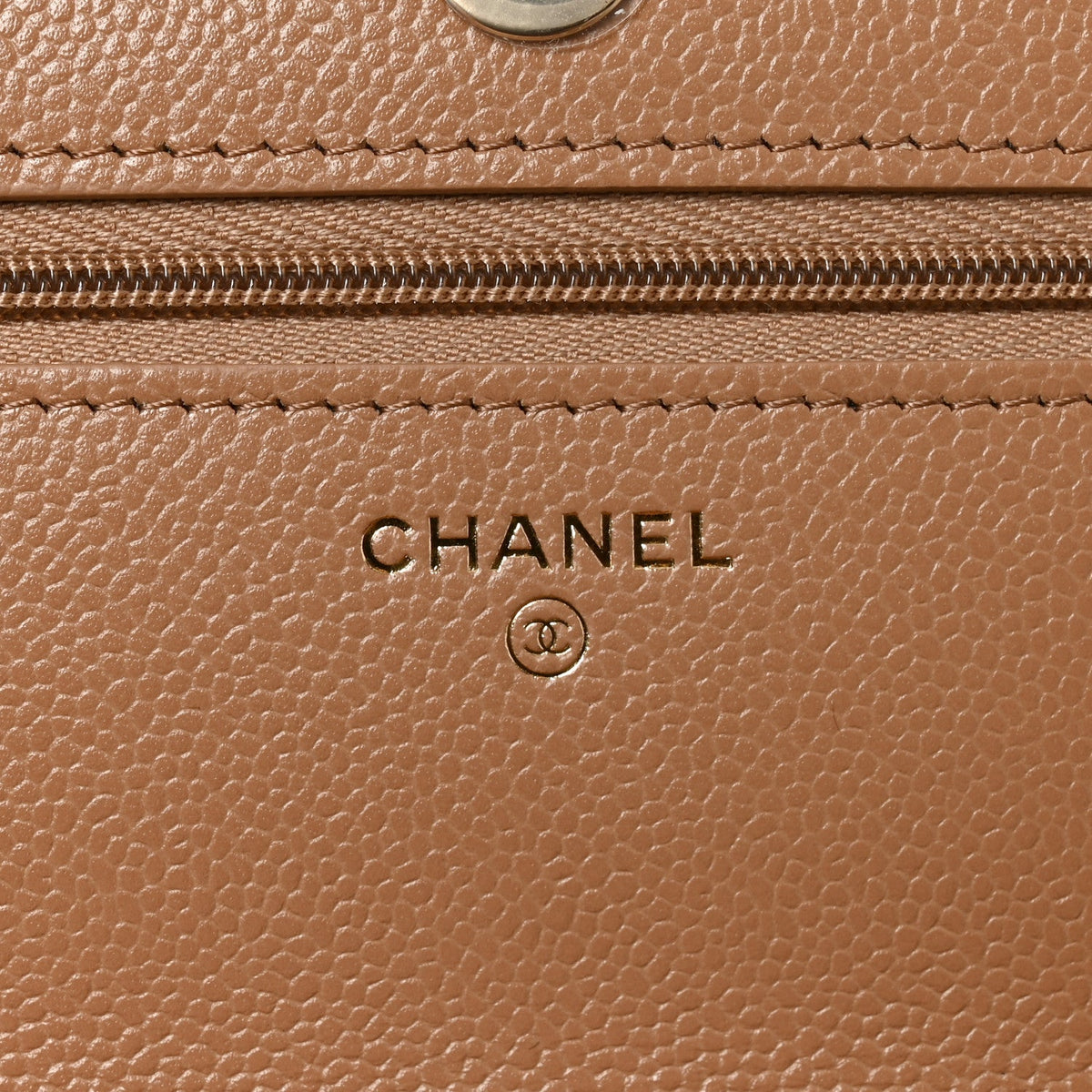 Caviar Quilted Multi Chain Wallet On Chain WOC Beige