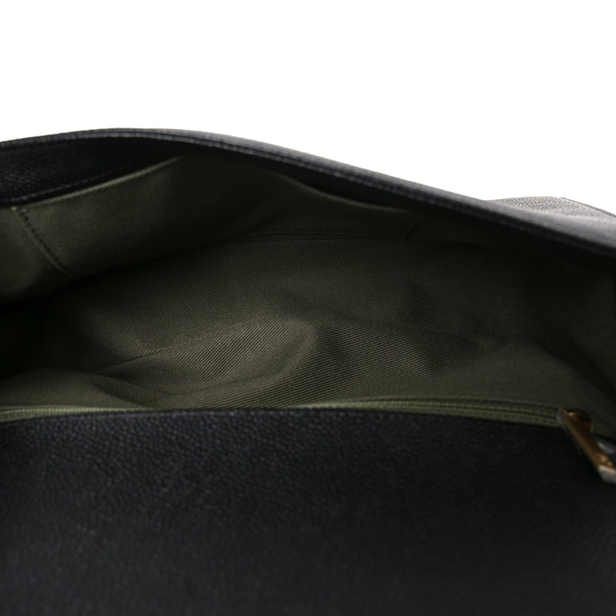 Caviar Quilted New Medium Boy Flap Black