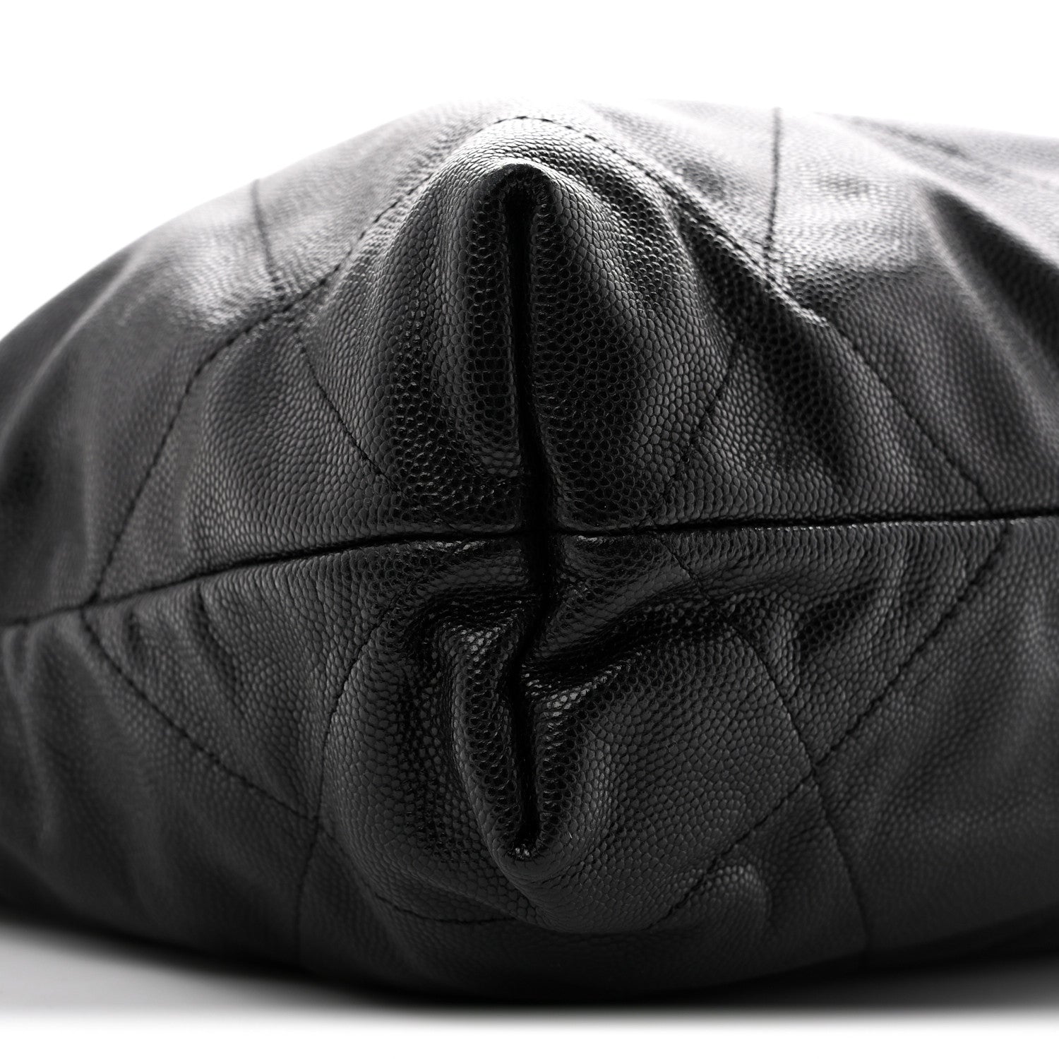 Shiny Caviar Quilted Monochrome Small Chanel 22 Black